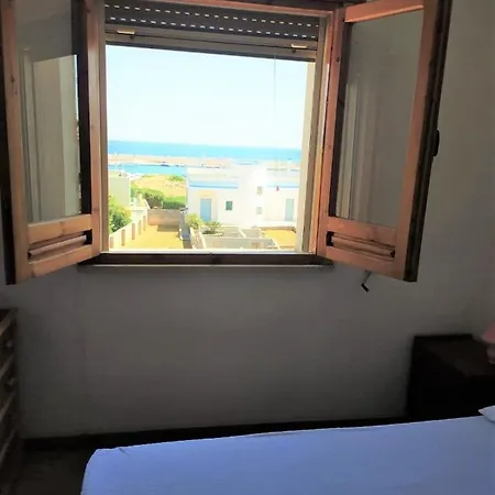 Leuca A 300 M Dal Mare